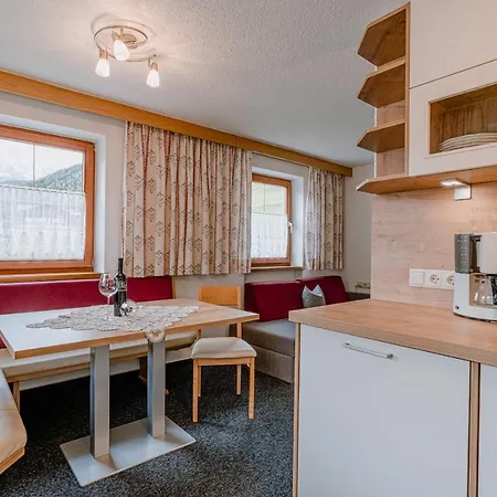 Haus Crystal شقة *