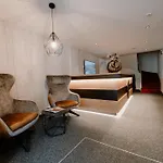 Haus Crystal Apartament Sölden